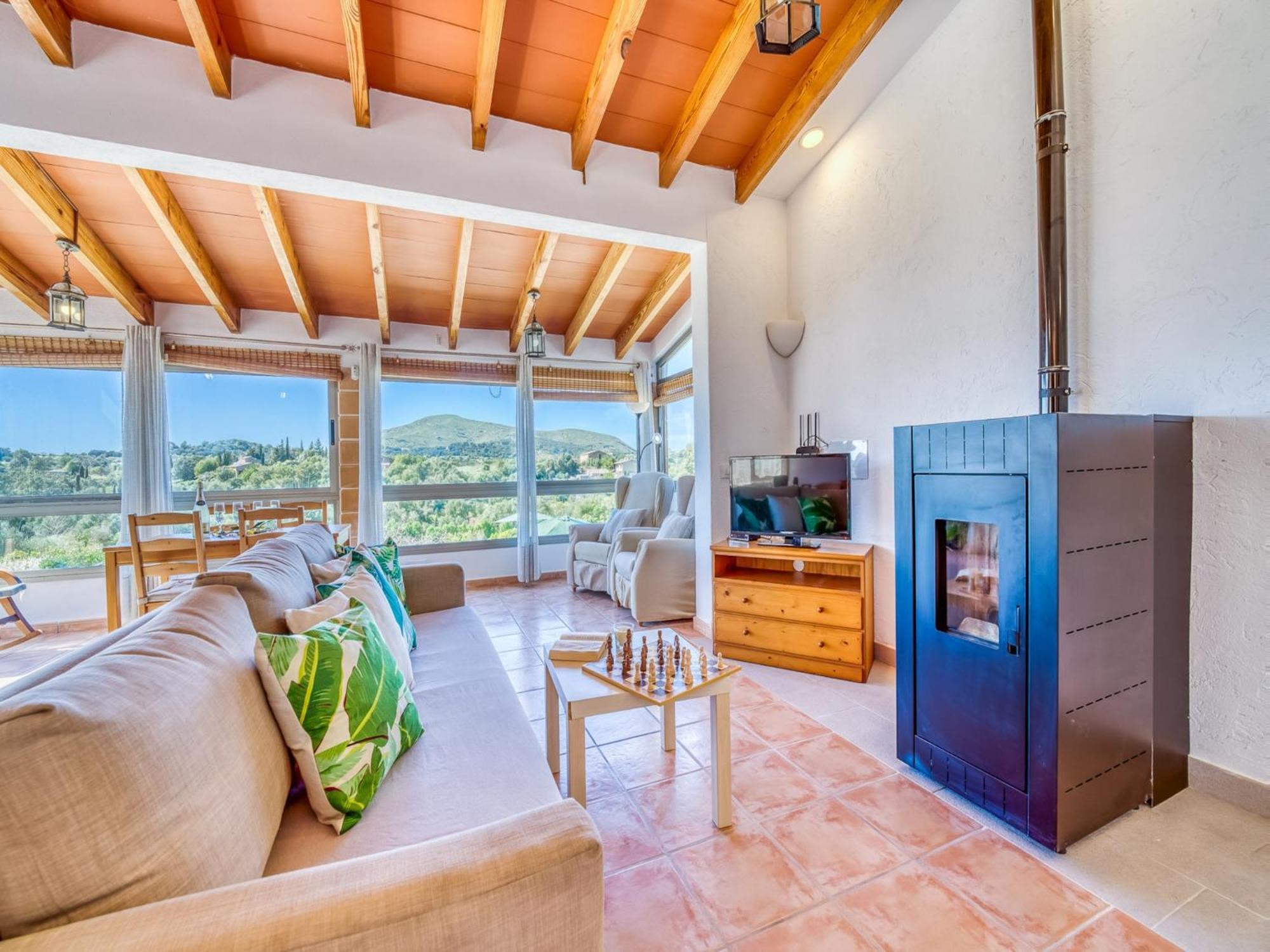 2 Bedroom Country House,