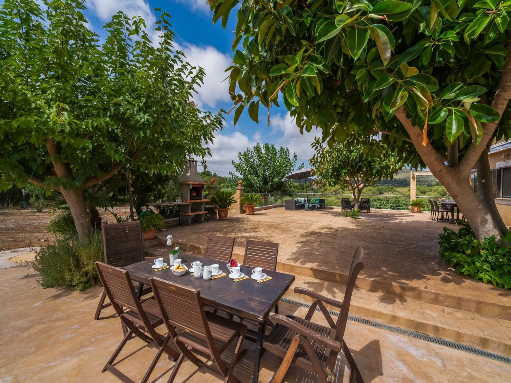 2 Bedroom Country House, Ferienhaus