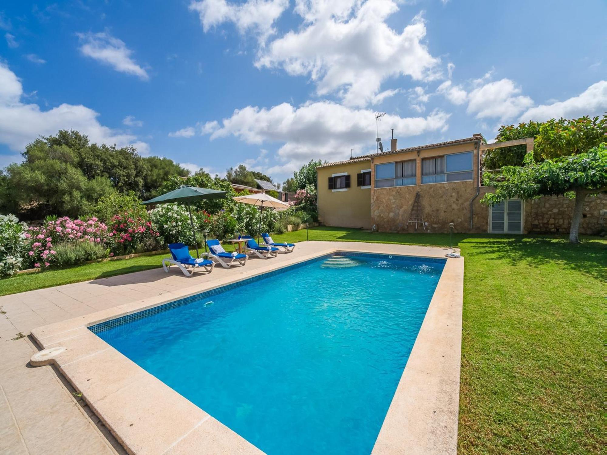 2 Bedroom Country House, Artá