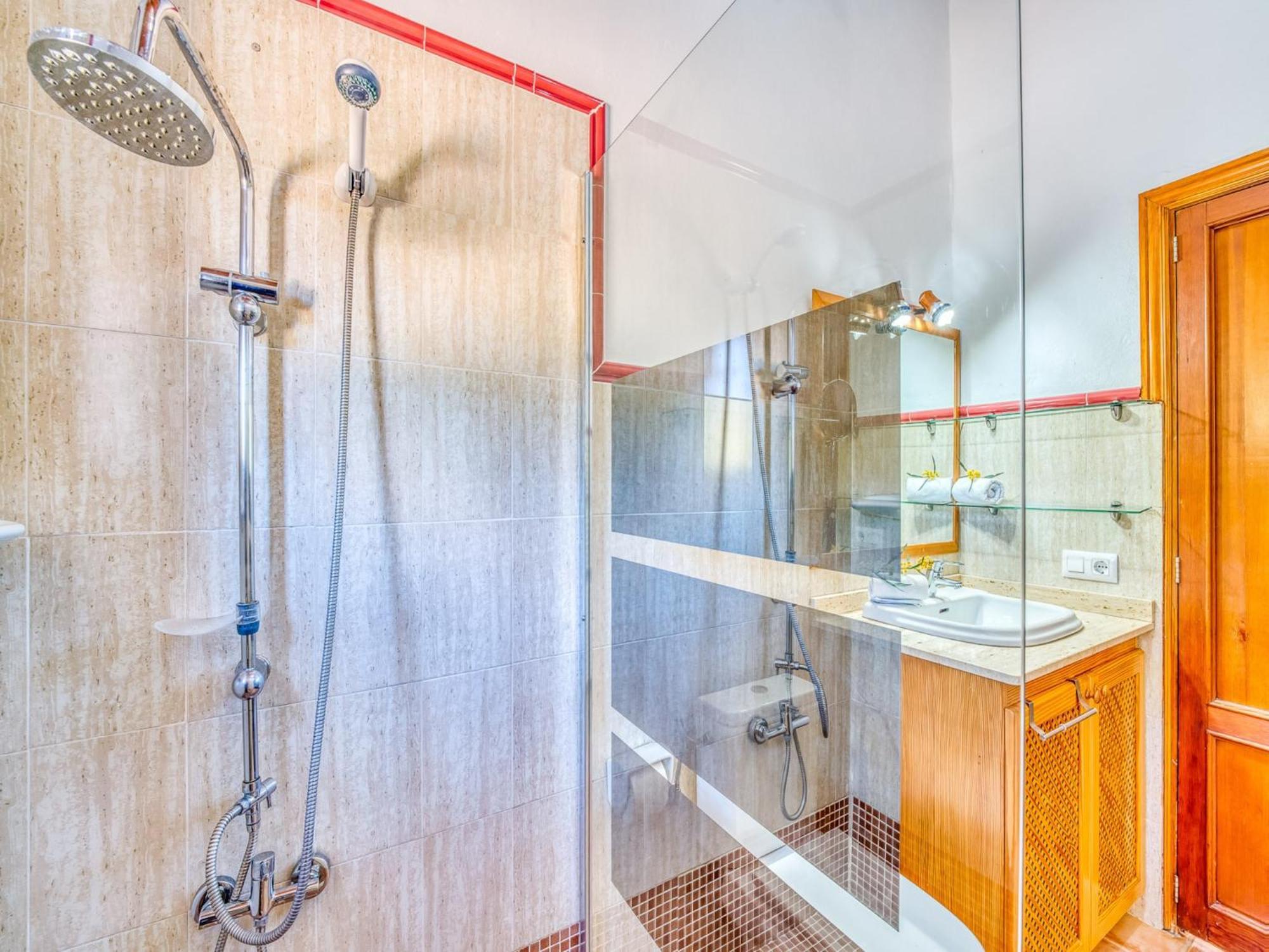 Ferienhaus 2 Bedroom Country House,